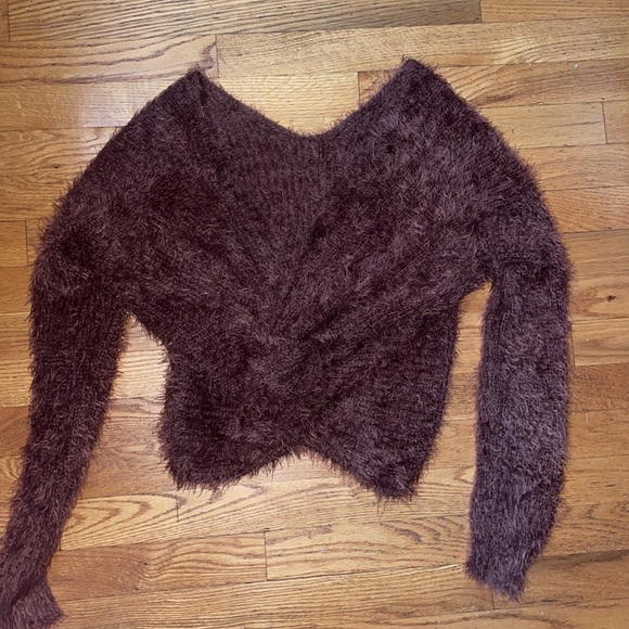 Woman - Picture 2 of 3